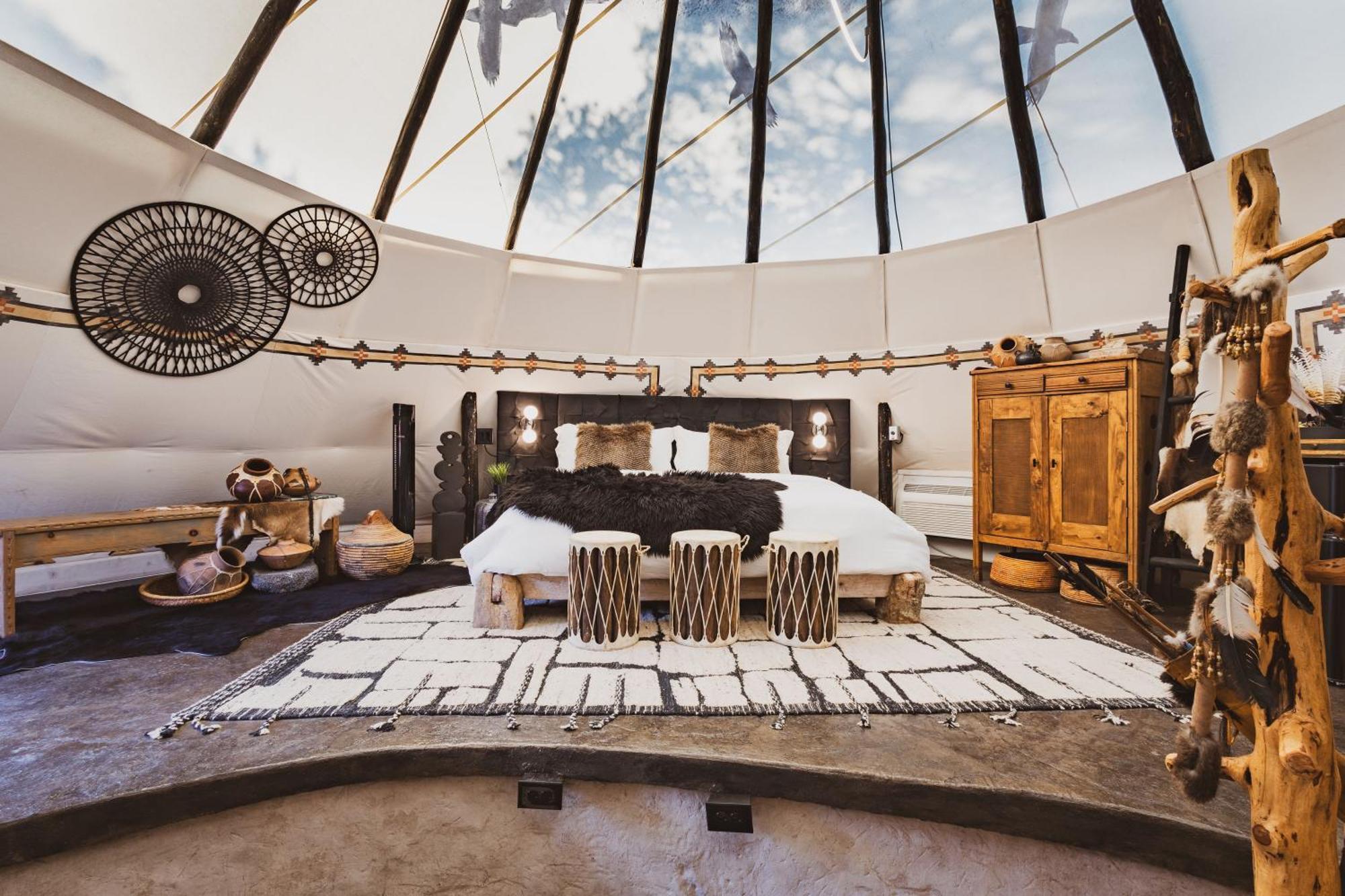 Tente de luxe Lobo Tipi At El Mistico Ranch *