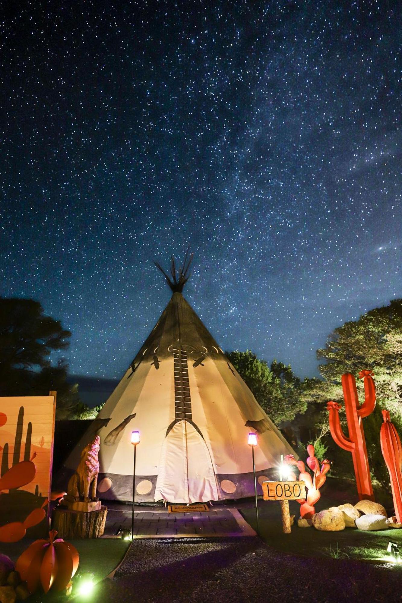 Lobo Tipi At El Mistico Ranch Tente de luxe Nogal